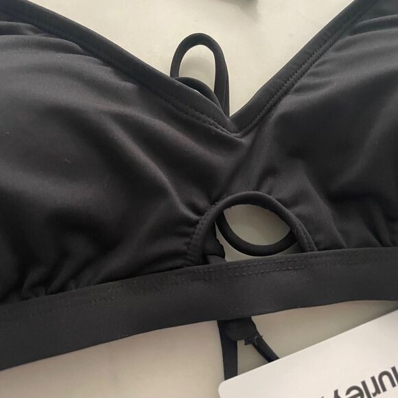 Hurley Bikini Top Juniors XL Solid Adjustable Light Compression Swim‎ Top Black - Picture 2 of 2